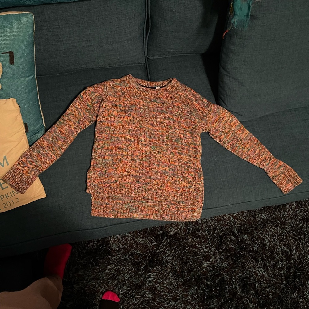 Cute girls Knit gap sweater.